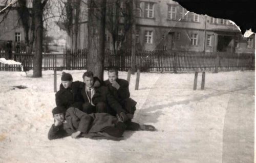 Sta Zielinski i trzej przyjaciele z SP nr. 1 w 1967